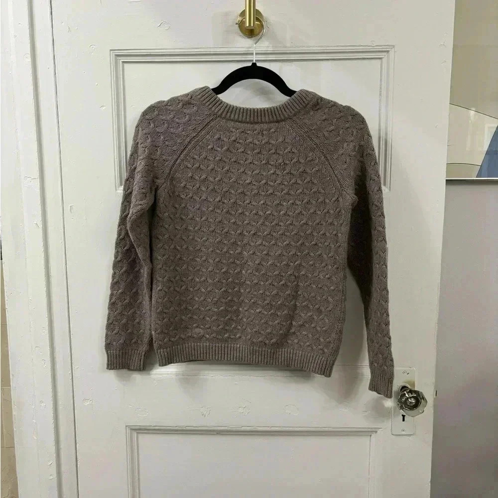 Old Navy Crew Neck Cable Knit Long Sleeve Pullover Sweater Sz XS - Picture 5 of 11